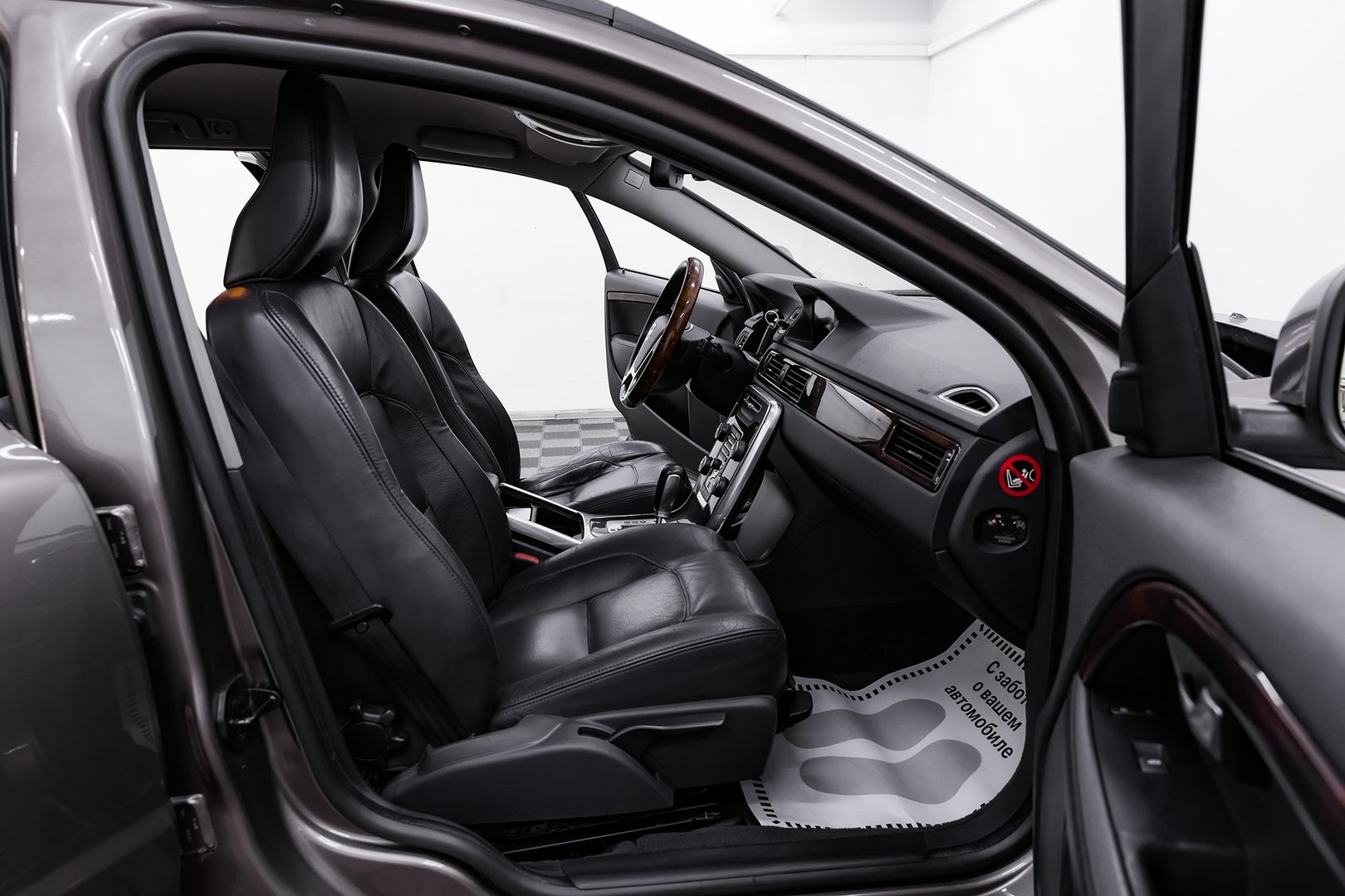 Volvo XC70, II, 2012 фото 14