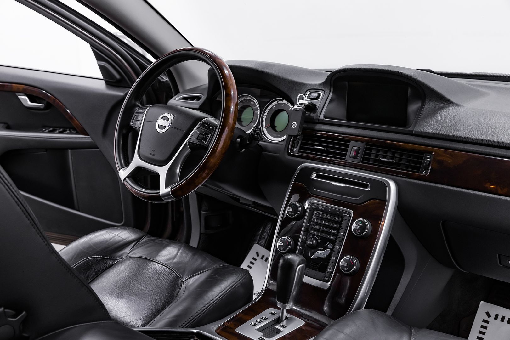 Volvo XC70, II, 2012 фото 11