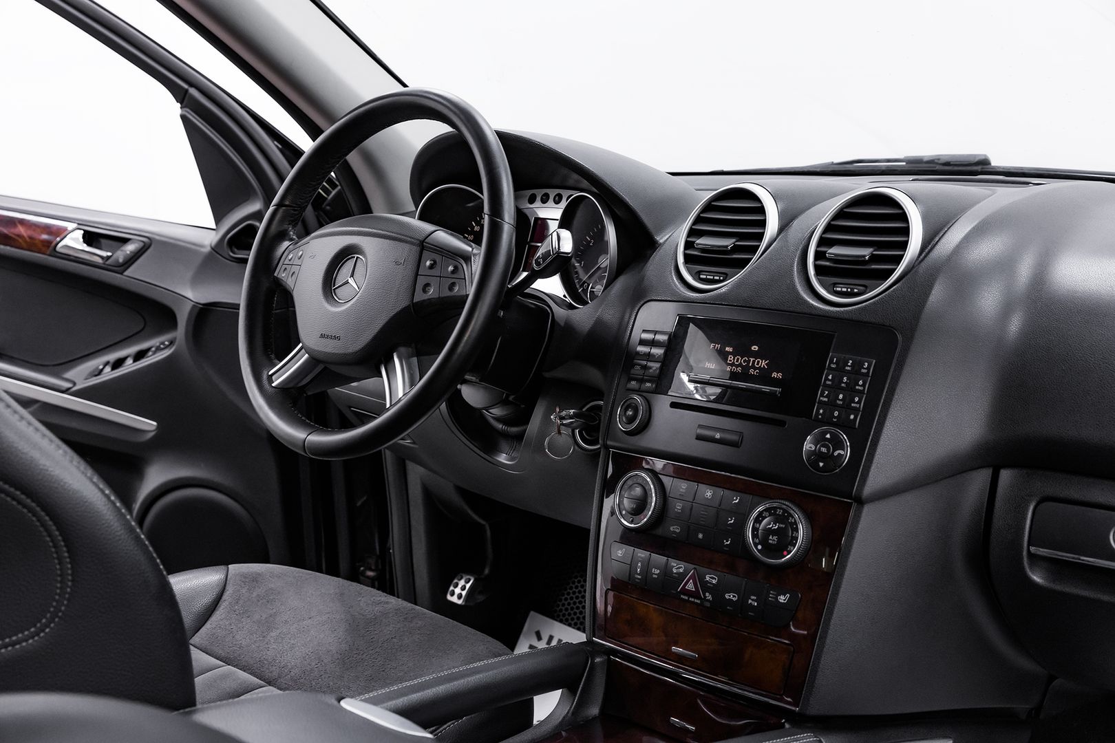 Mercedes-Benz M-Класс, II (W164) Рестайлинг, 2008 фото 11