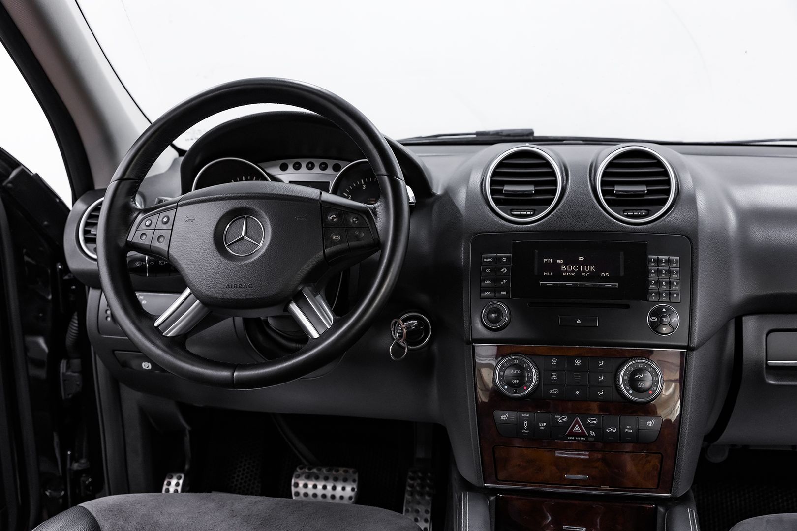 Mercedes-Benz M-Класс, II (W164) Рестайлинг, 2008 фото 10