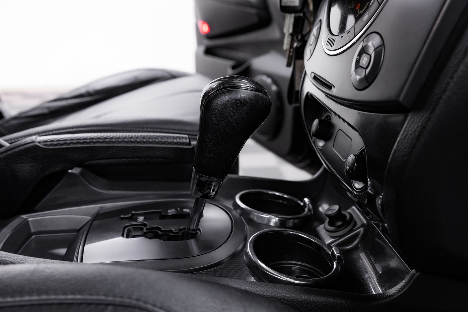 SsangYong Rexton, II, 2012 фото 12