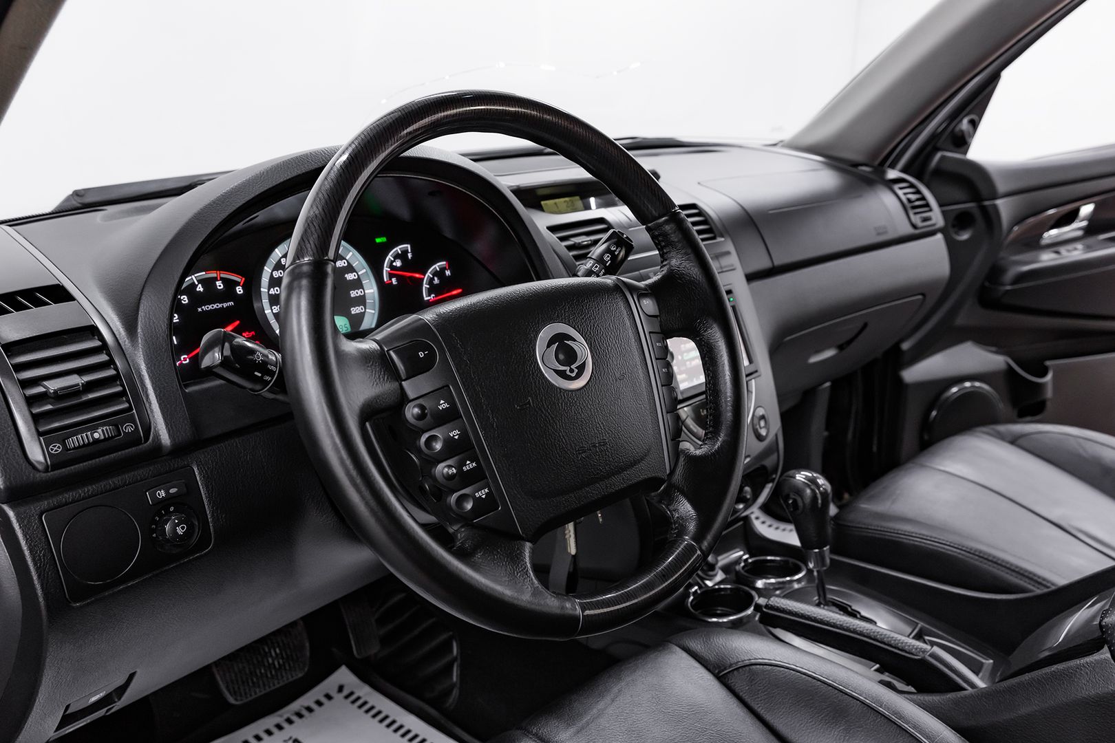 SsangYong Rexton, II, 2012 фото 10