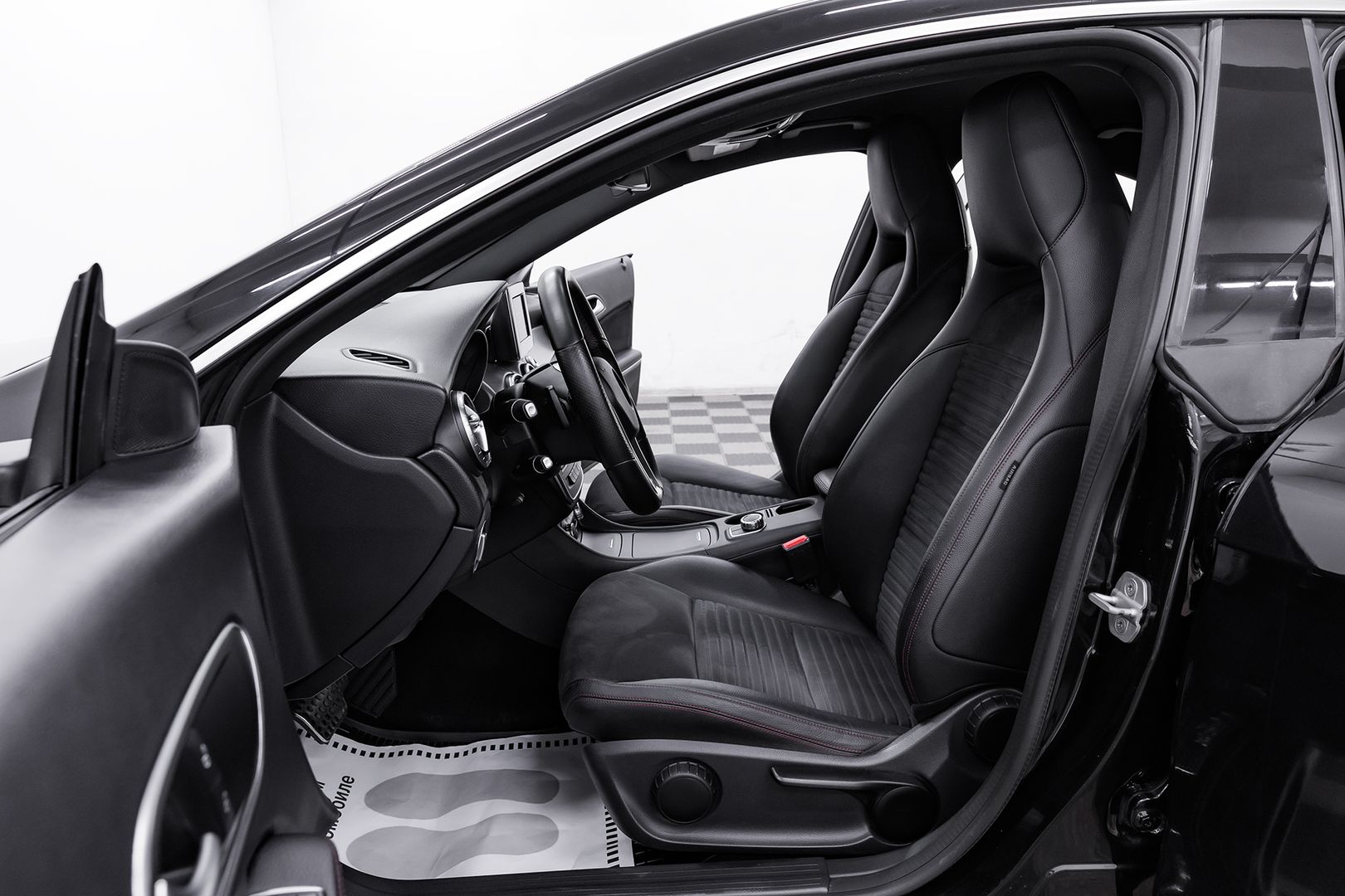 Mercedes-Benz CLA, I (C117, X117), 2015 фото 11