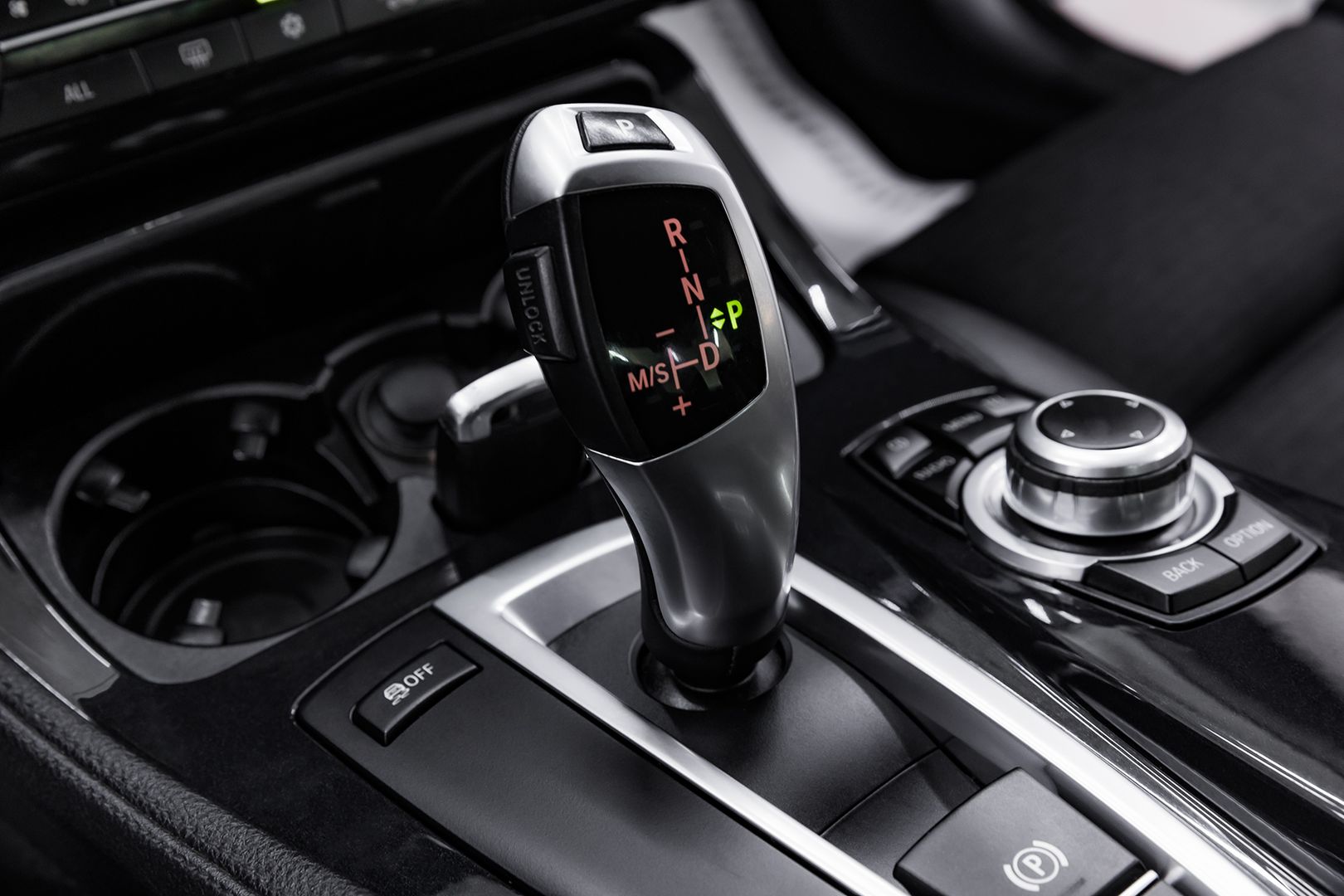 BMW 5 серии, VI (F10/F11/F07), 2010 фото 12