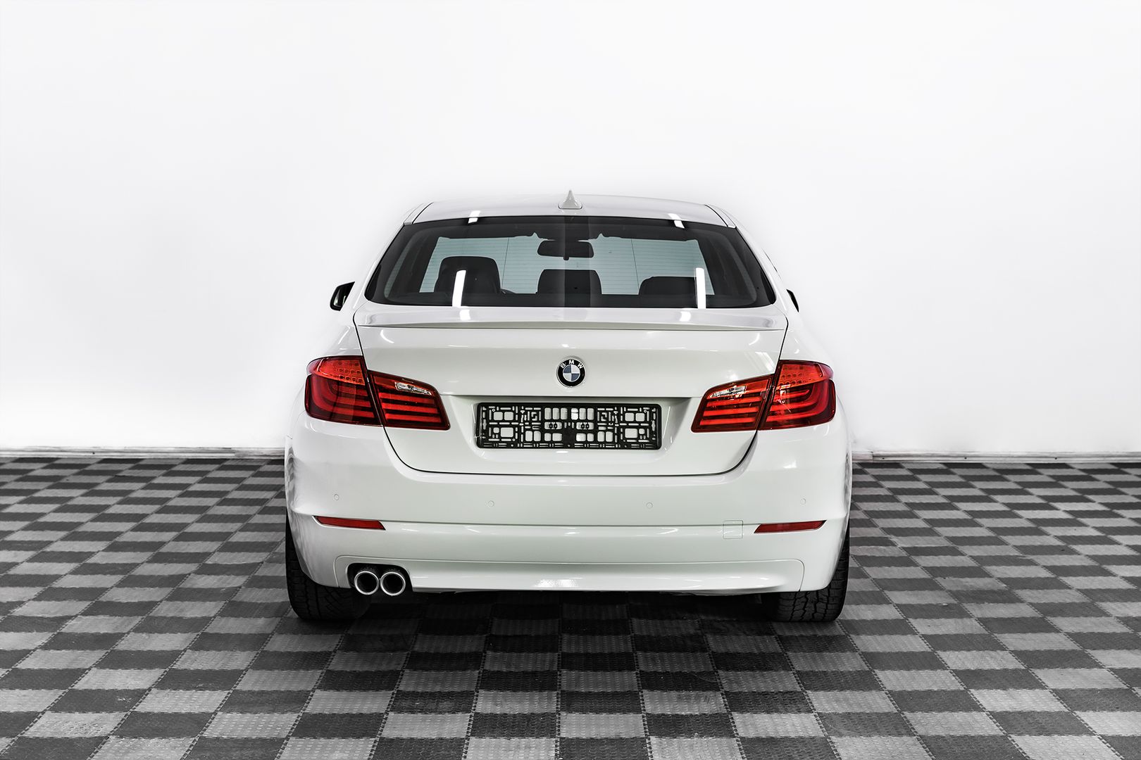 BMW 5 серии, VI (F10/F11/F07), 2010 фото 5