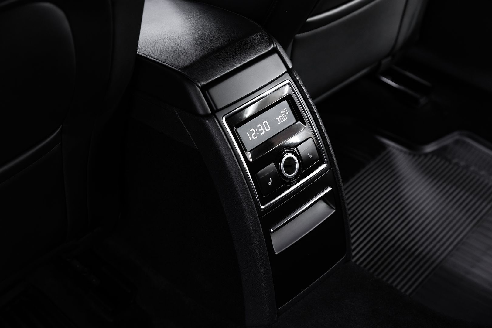 Skoda Superb, II Рестайлинг, 2014 фото 14