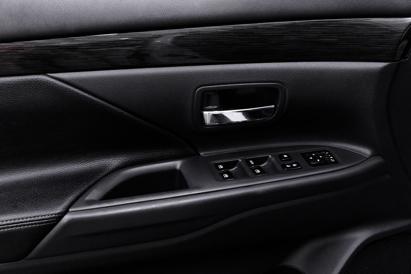 Mitsubishi Outlander, III Рестайлинг 2, 2016 фото 7