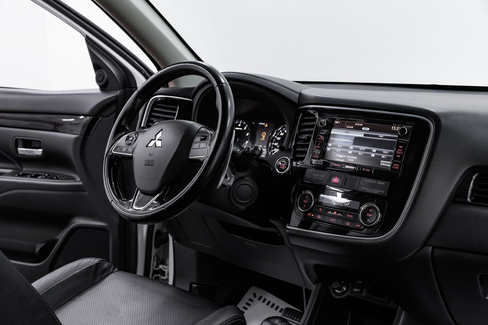 Mitsubishi Outlander, III Рестайлинг 2, 2016 фото 13