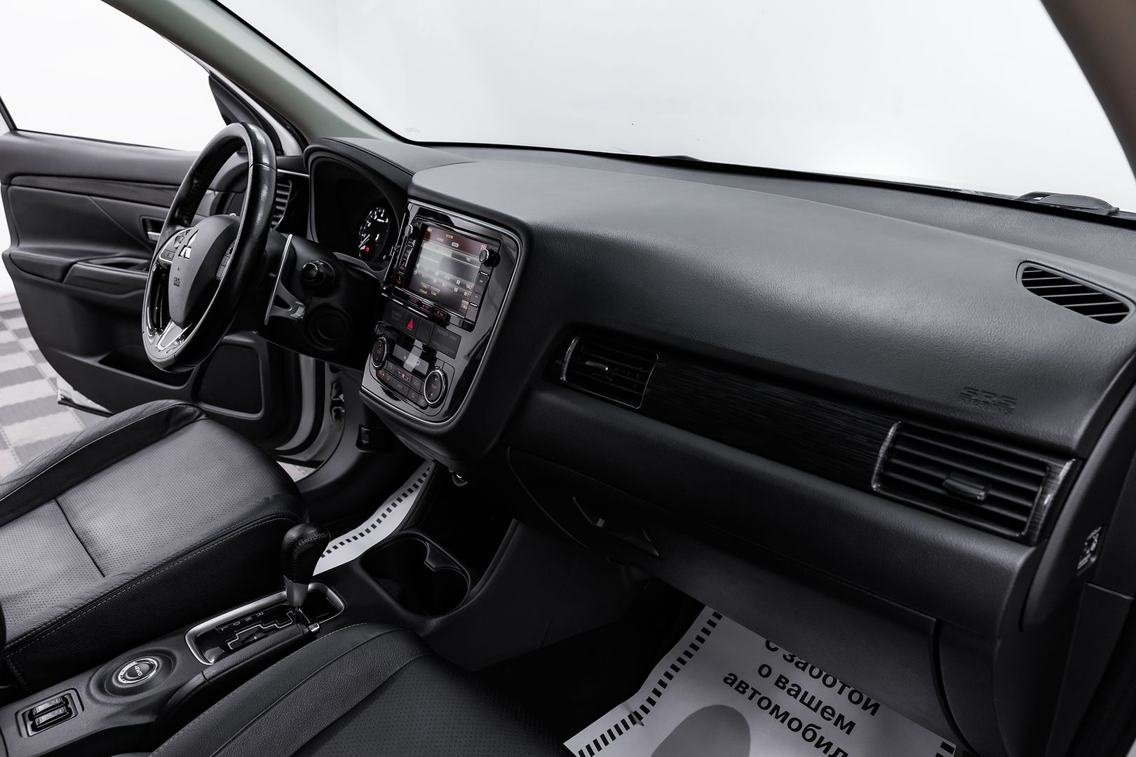 Mitsubishi Outlander, III Рестайлинг 2, 2016 фото 18