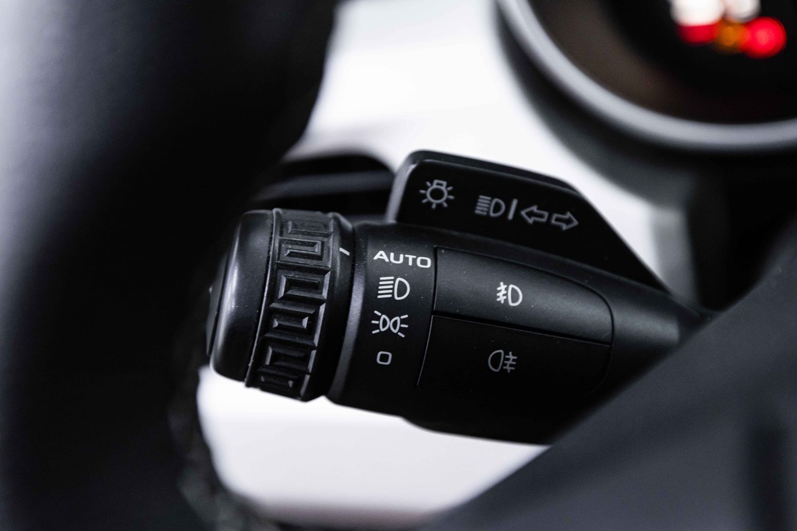 Geely Atlas, I, 2020 фото 11