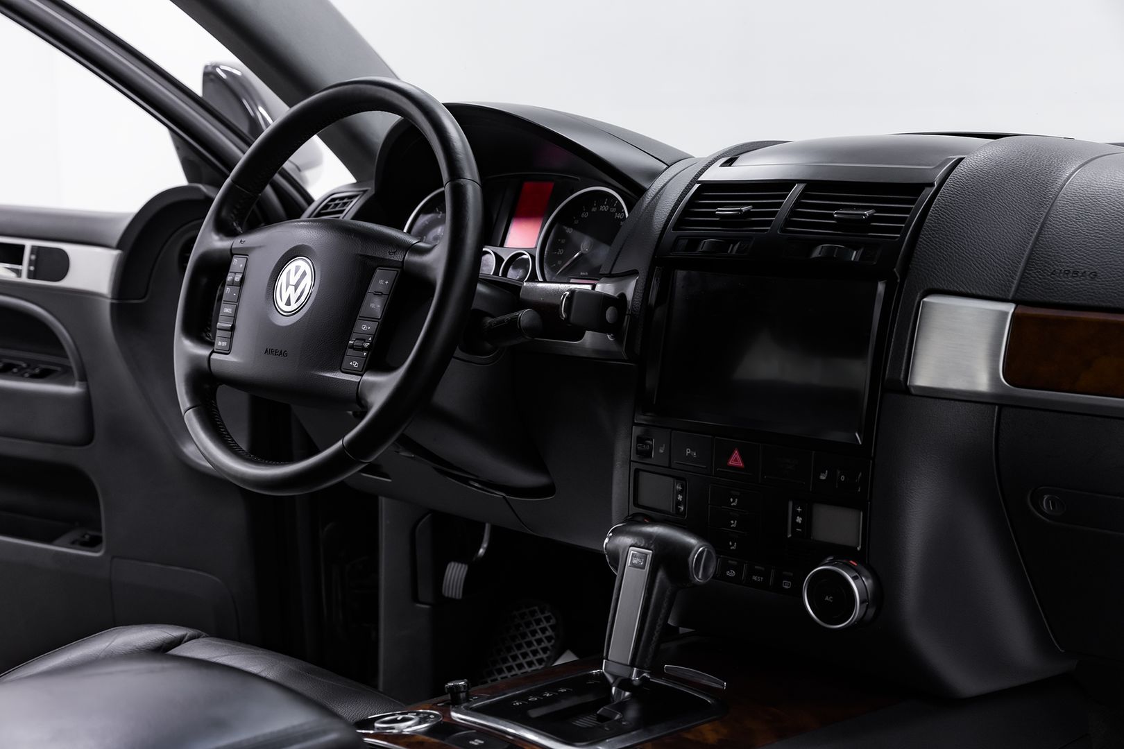 Volkswagen Touareg, I Рестайлинг, 2008 фото 12