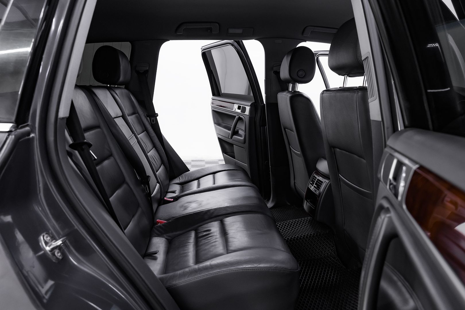 Volkswagen Touareg, I Рестайлинг, 2008 фото 16