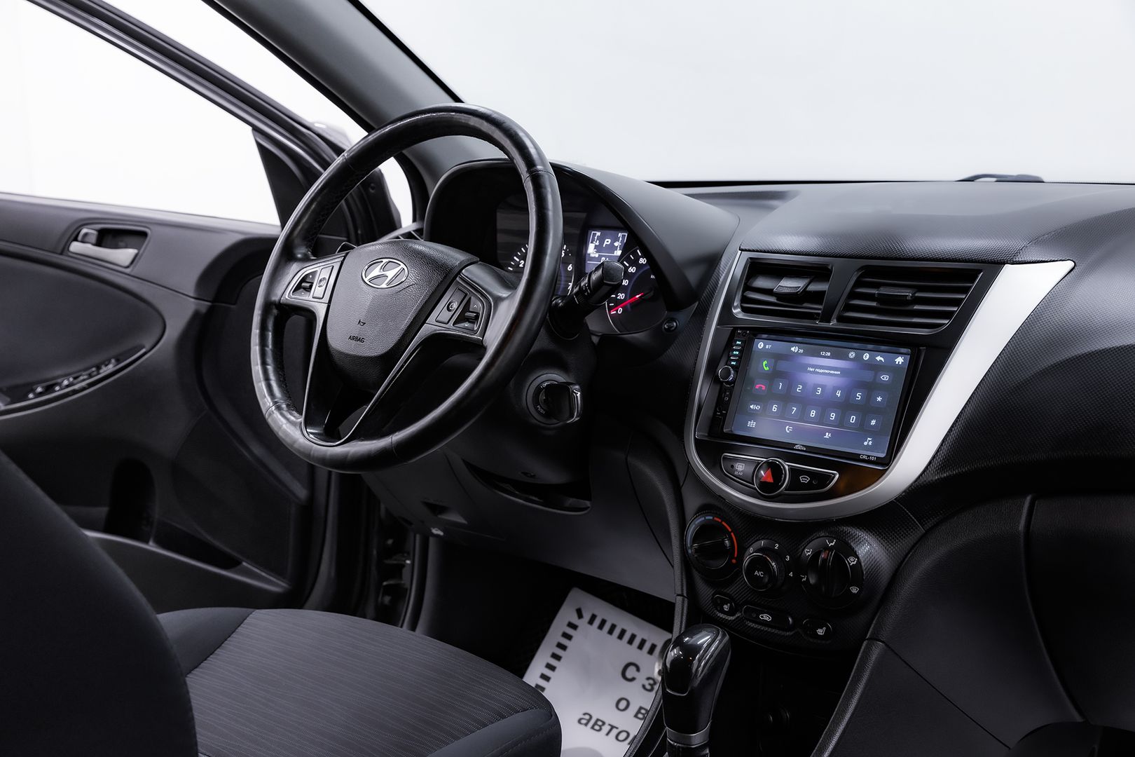 Hyundai Solaris, I Рестайлинг, 2014 фото 11