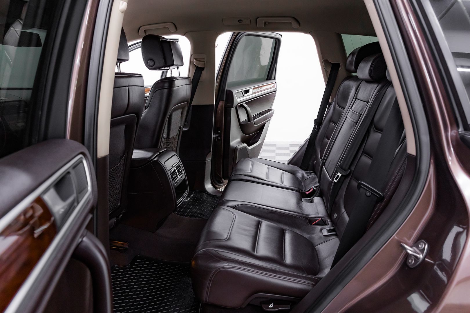 Volkswagen Touareg, II, 2012 фото 15