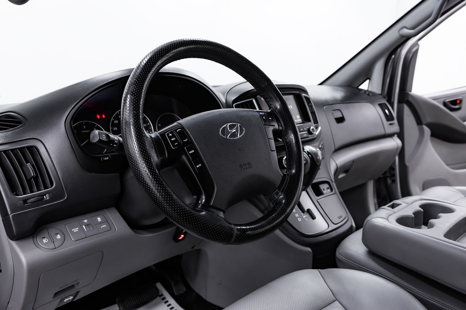 Hyundai Grand Starex, I Рестайлинг 2, 2018 фото 10