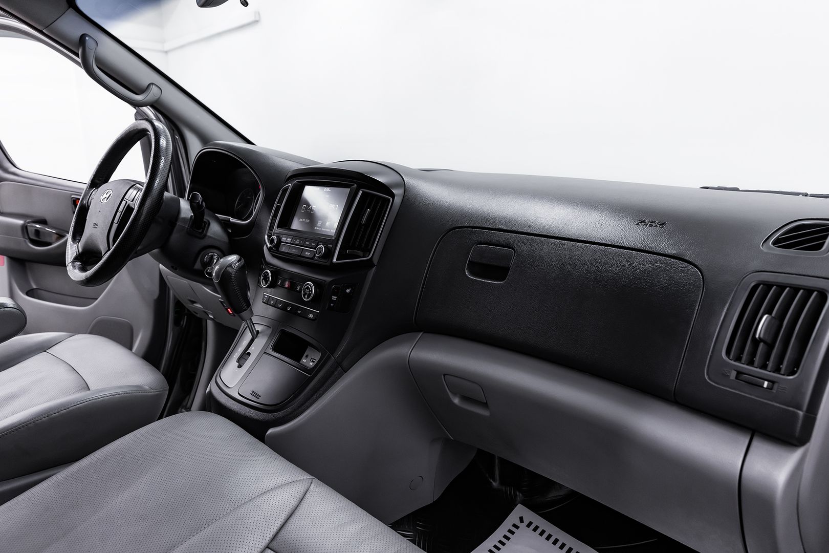 Hyundai Grand Starex, I Рестайлинг 2, 2018 фото 14