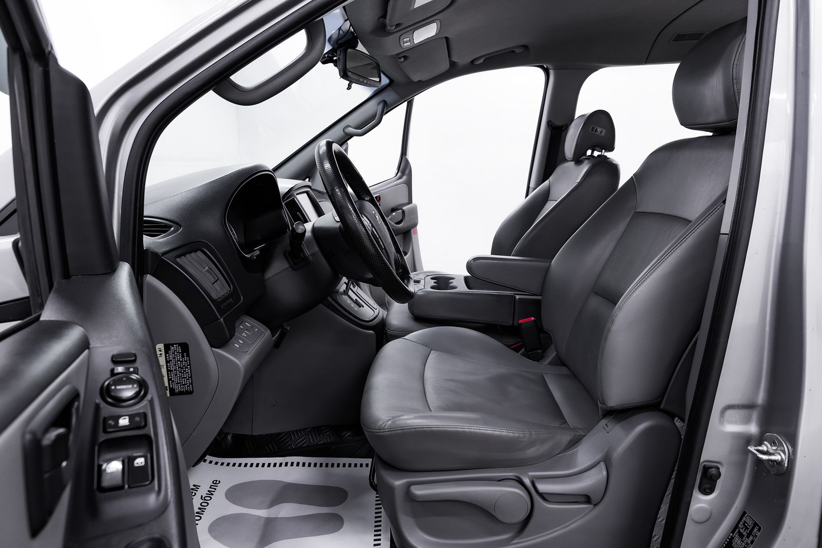 Hyundai Grand Starex, I Рестайлинг 2, 2018 фото 7