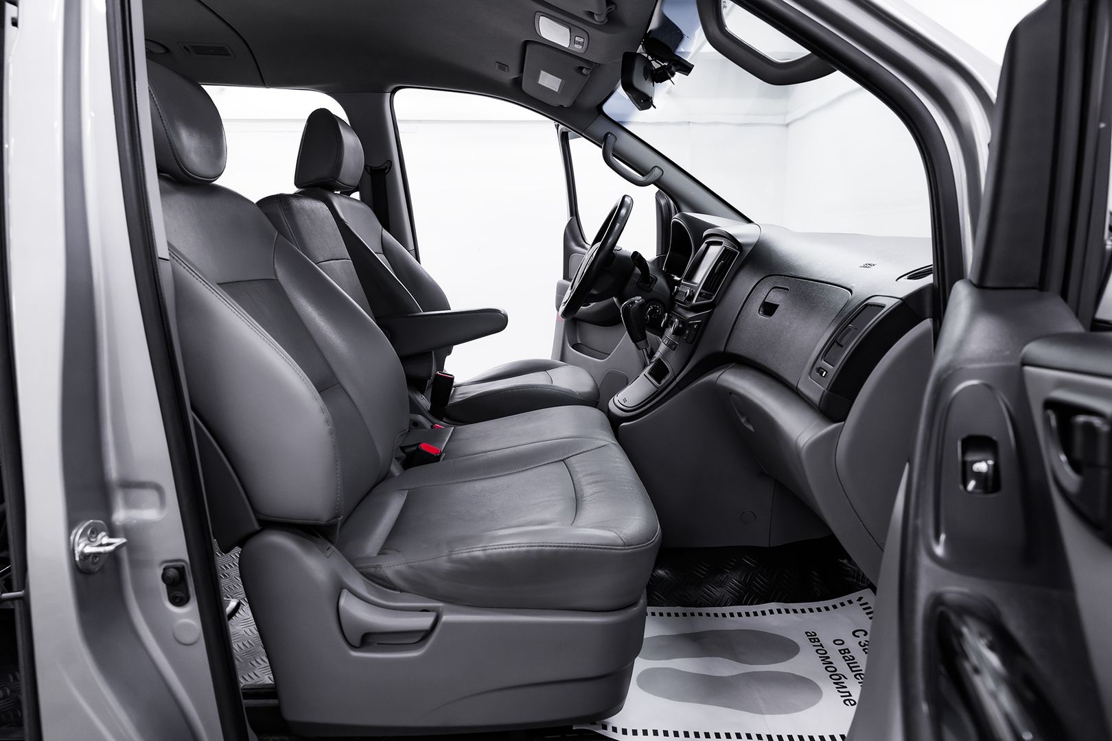 Hyundai Grand Starex, I Рестайлинг 2, 2018 фото 17