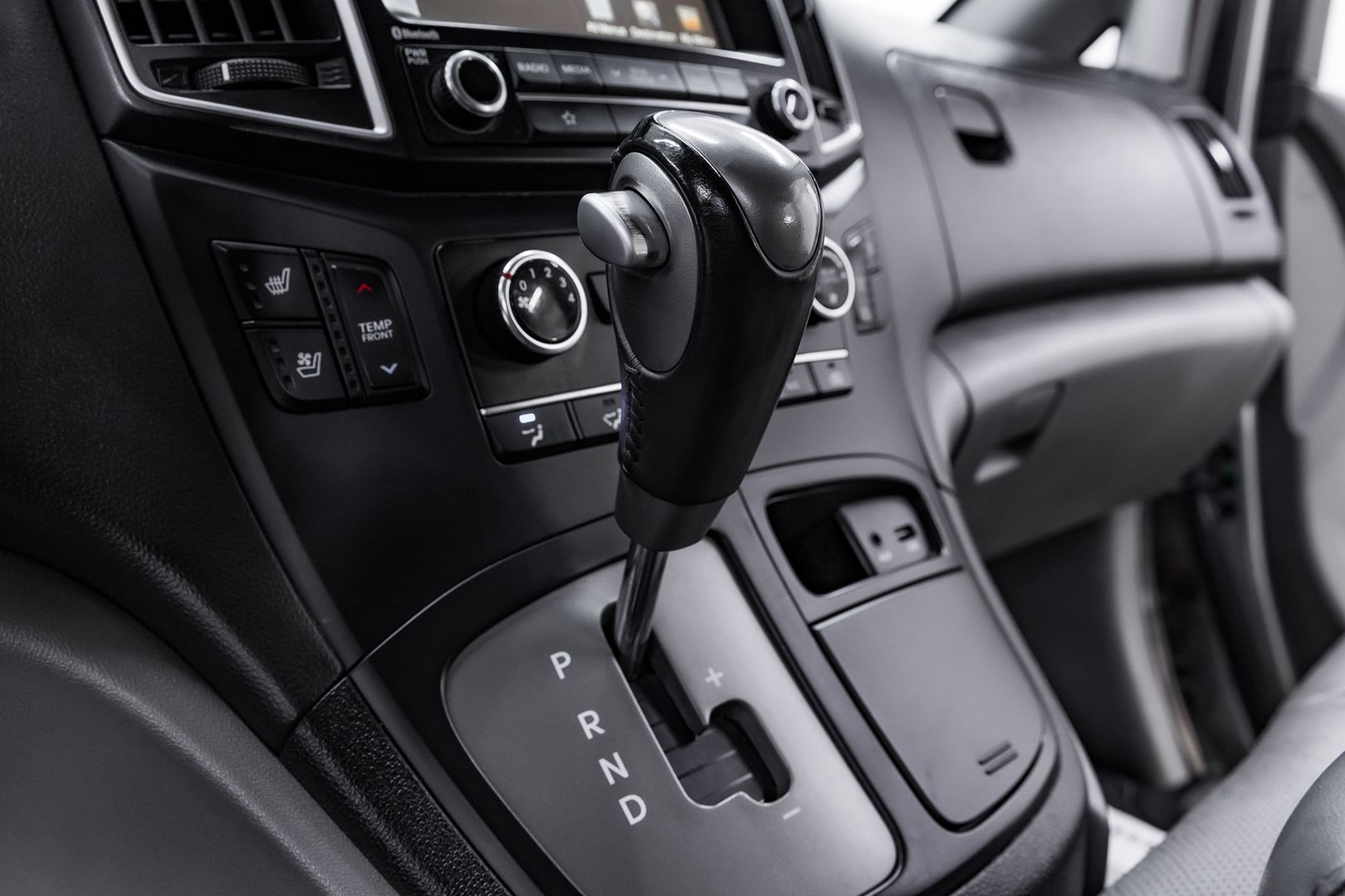 Hyundai Grand Starex, I Рестайлинг 2, 2018 фото 12