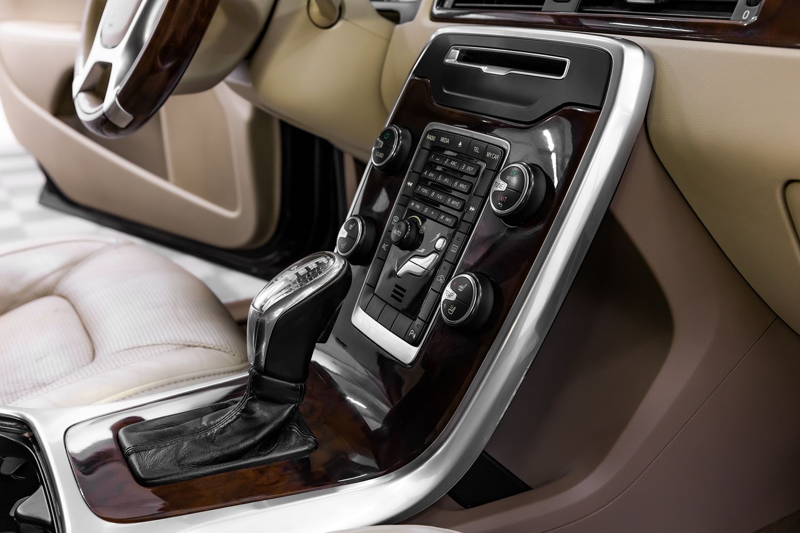 Volvo S80, II Рестайлинг, 2012 фото 13