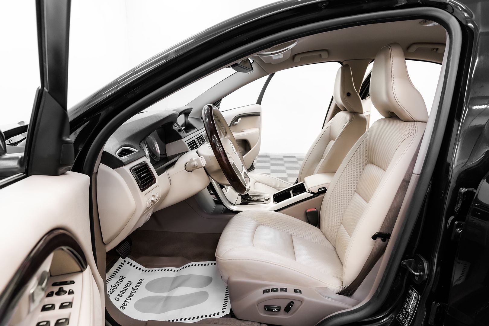 Volvo S80, II Рестайлинг, 2012 фото 8