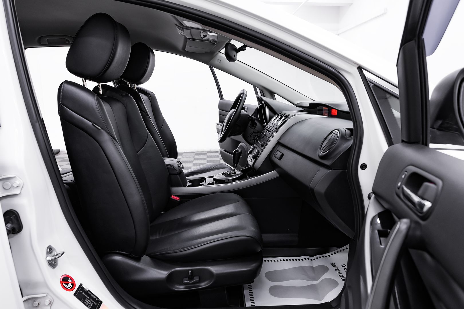 Mazda CX-7, I Рестайлинг, 2011 фото 15