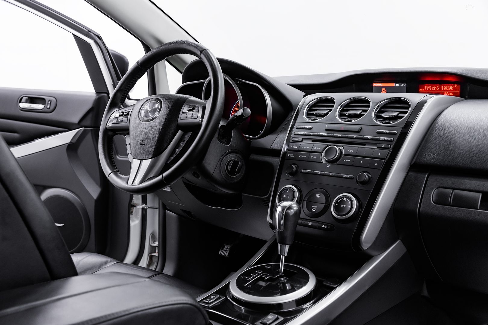 Mazda CX-7, I Рестайлинг, 2011 фото 11