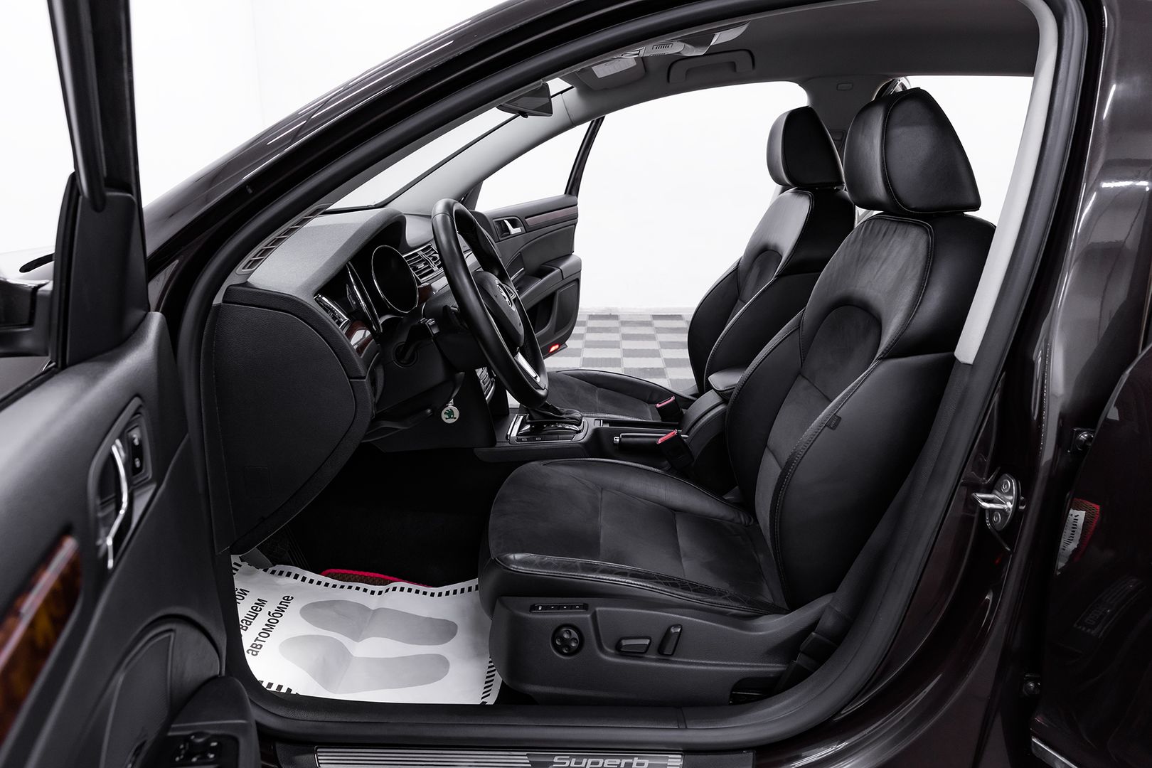 Skoda Superb, II Рестайлинг, 2013 фото 7