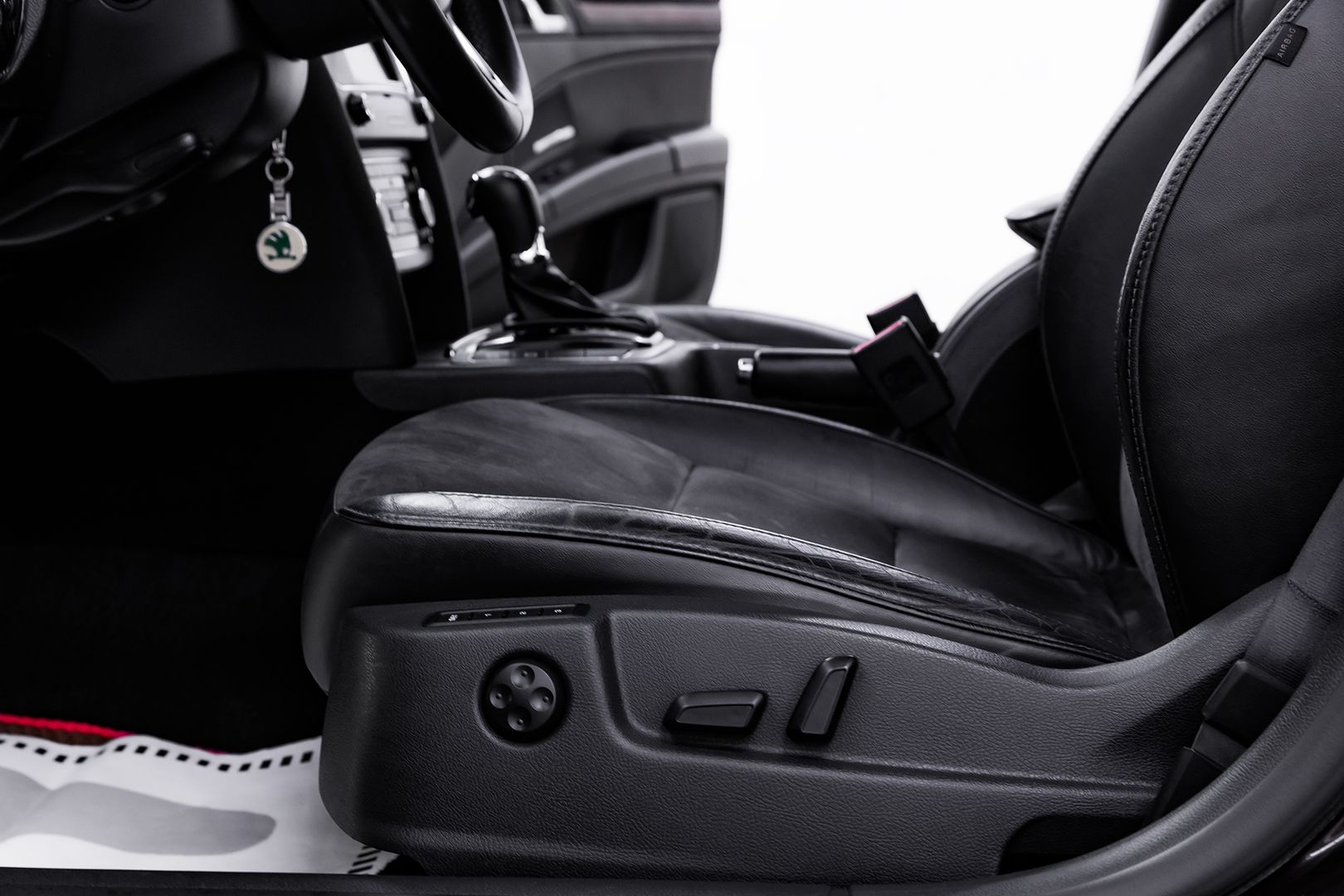 Skoda Superb, II Рестайлинг, 2013 фото 17