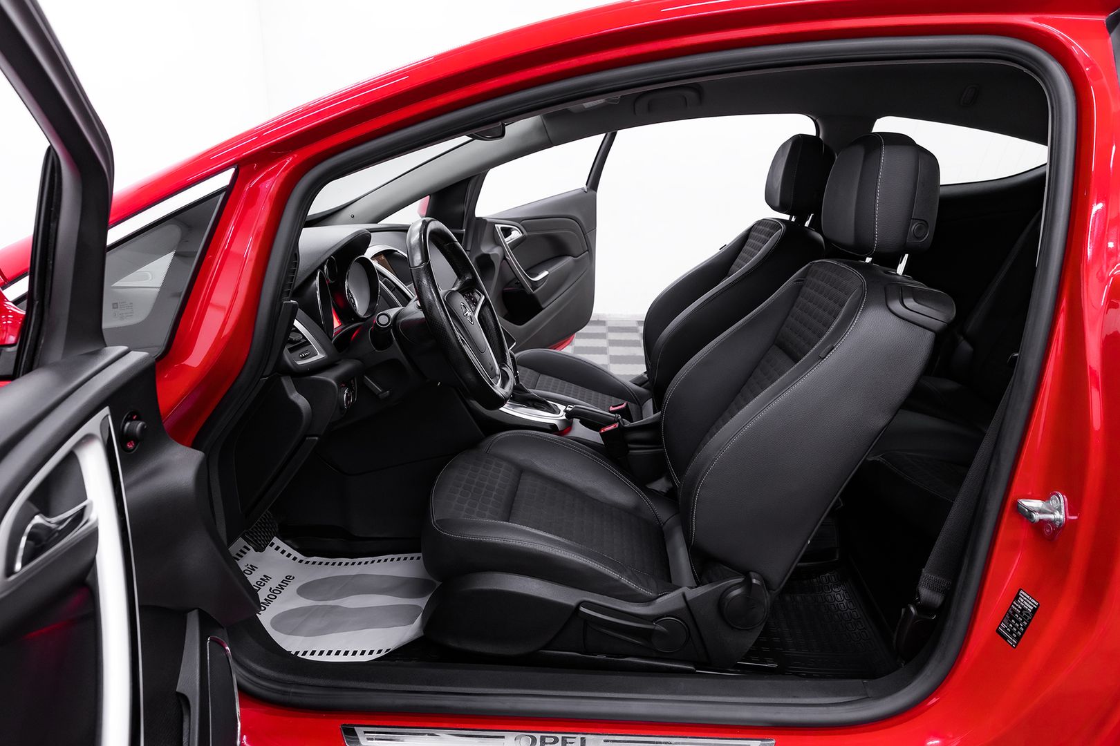 Opel Astra, J Рестайлинг, 2013 фото 8