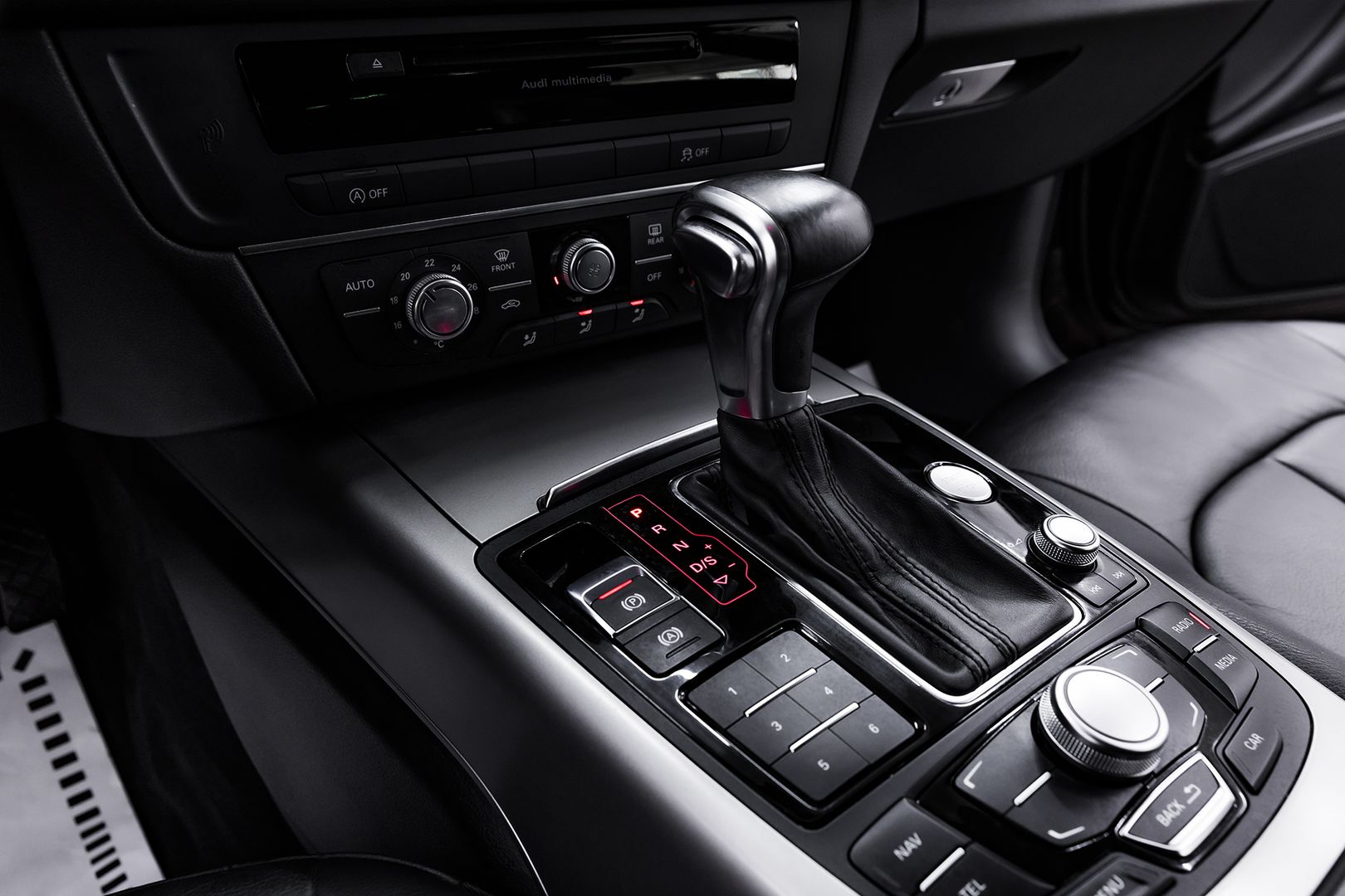 Audi A6, IV (C7), 2014 фото 14
