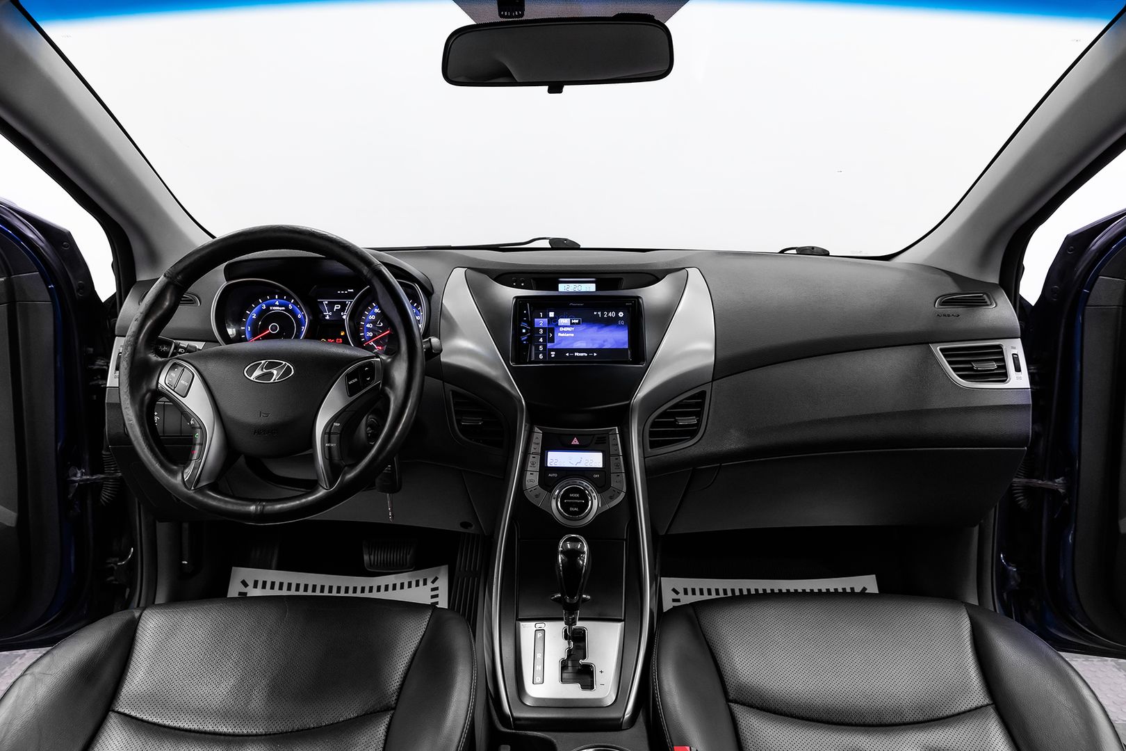 Hyundai Avante, V, 2013 фото 9