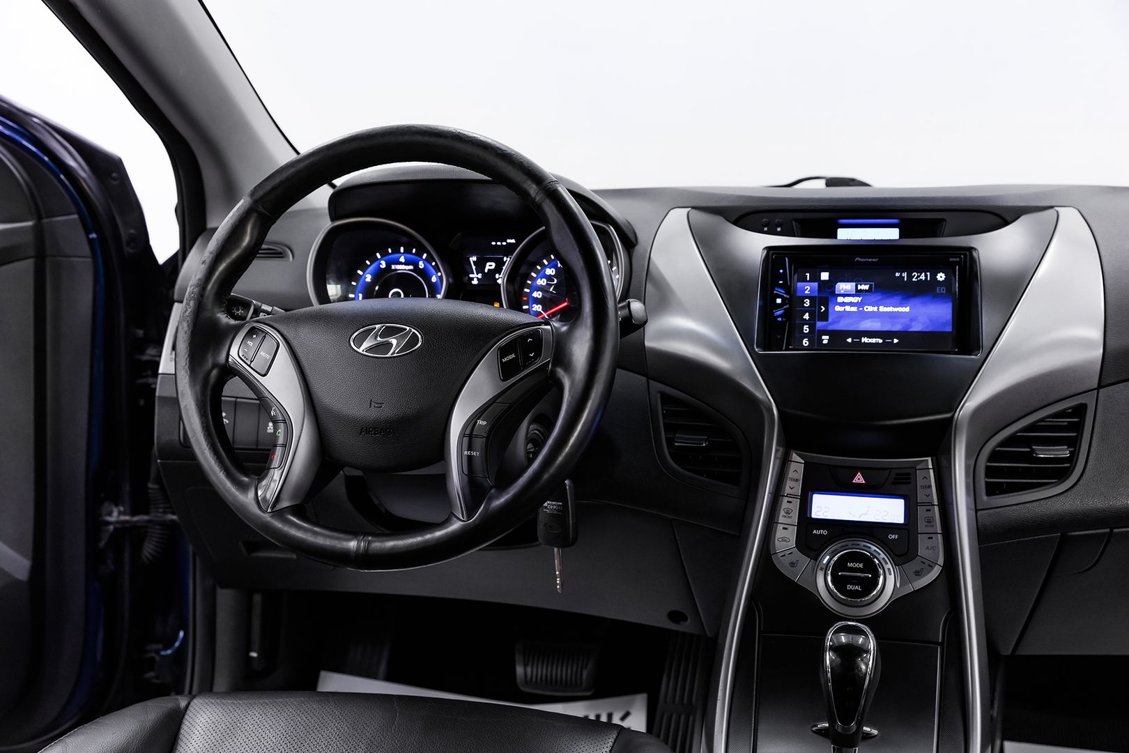 Hyundai Avante, V, 2013 фото 10