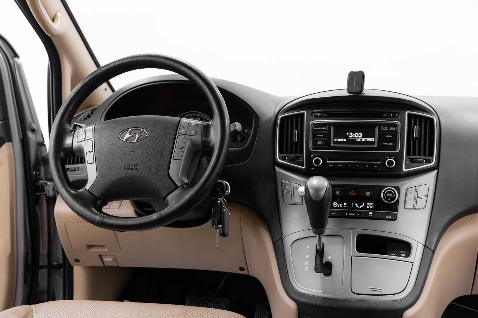 Hyundai H-1, II Рестайлинг, 2017 фото 11