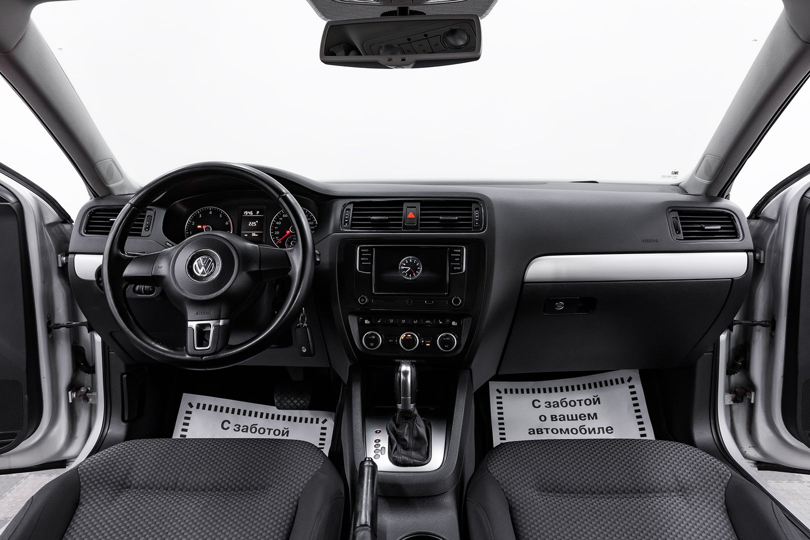 Volkswagen Jetta, VI, 2013 фото 9