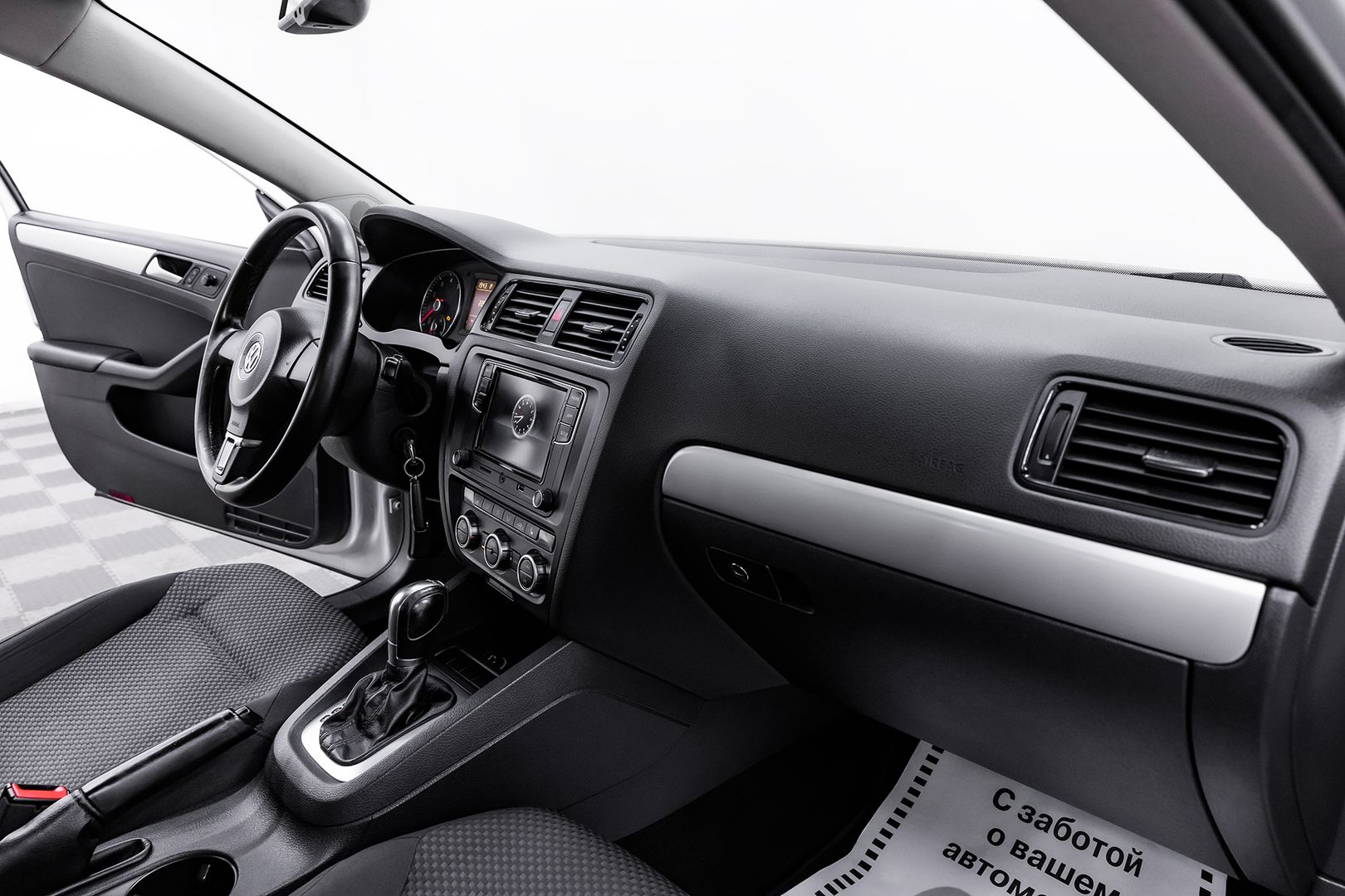 Volkswagen Jetta, VI, 2013 фото 17