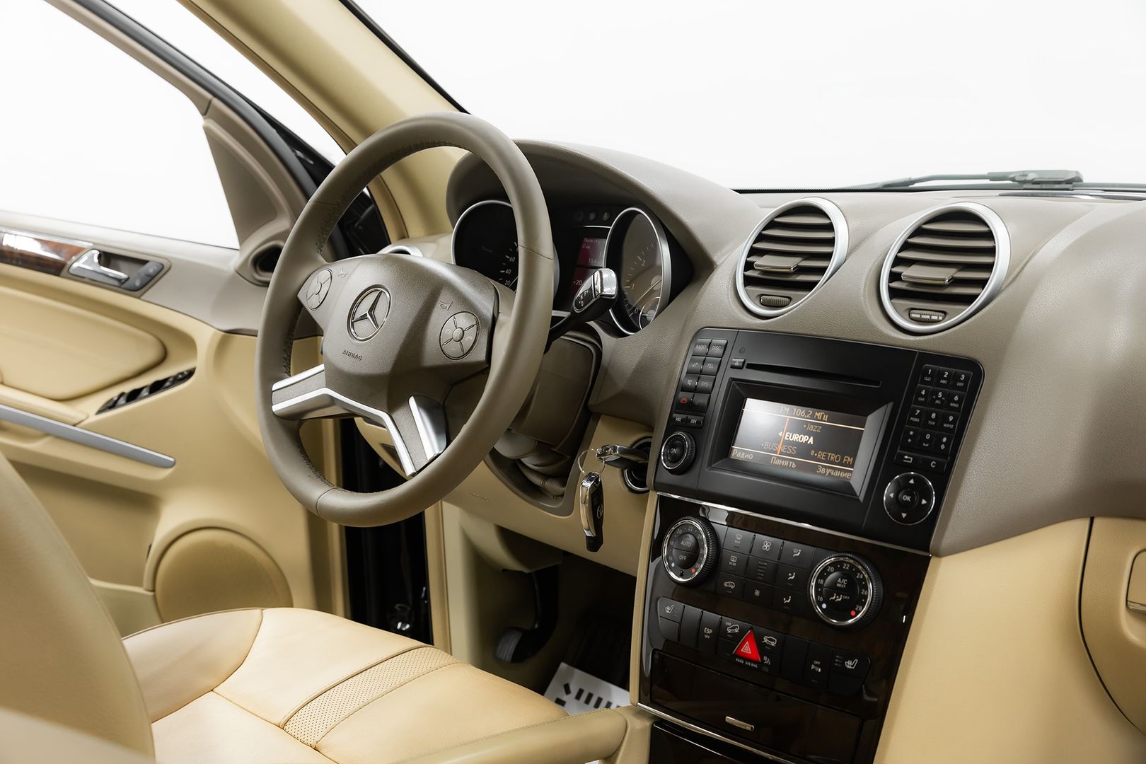 Mercedes-Benz M-Класс, II (W164) Рестайлинг, 2010 фото 13