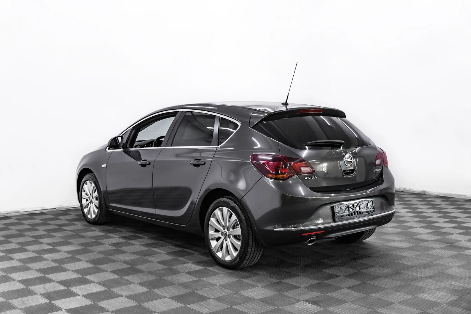 Opel Astra, J Рестайлинг, 2015 фото 4