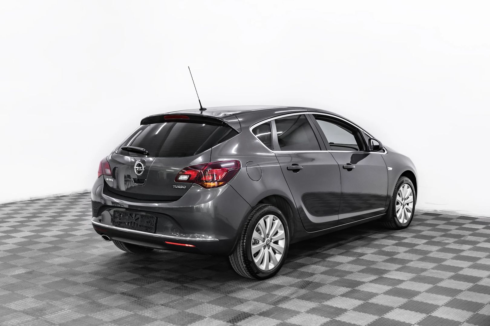 Opel Astra, J Рестайлинг, 2015 фото 2