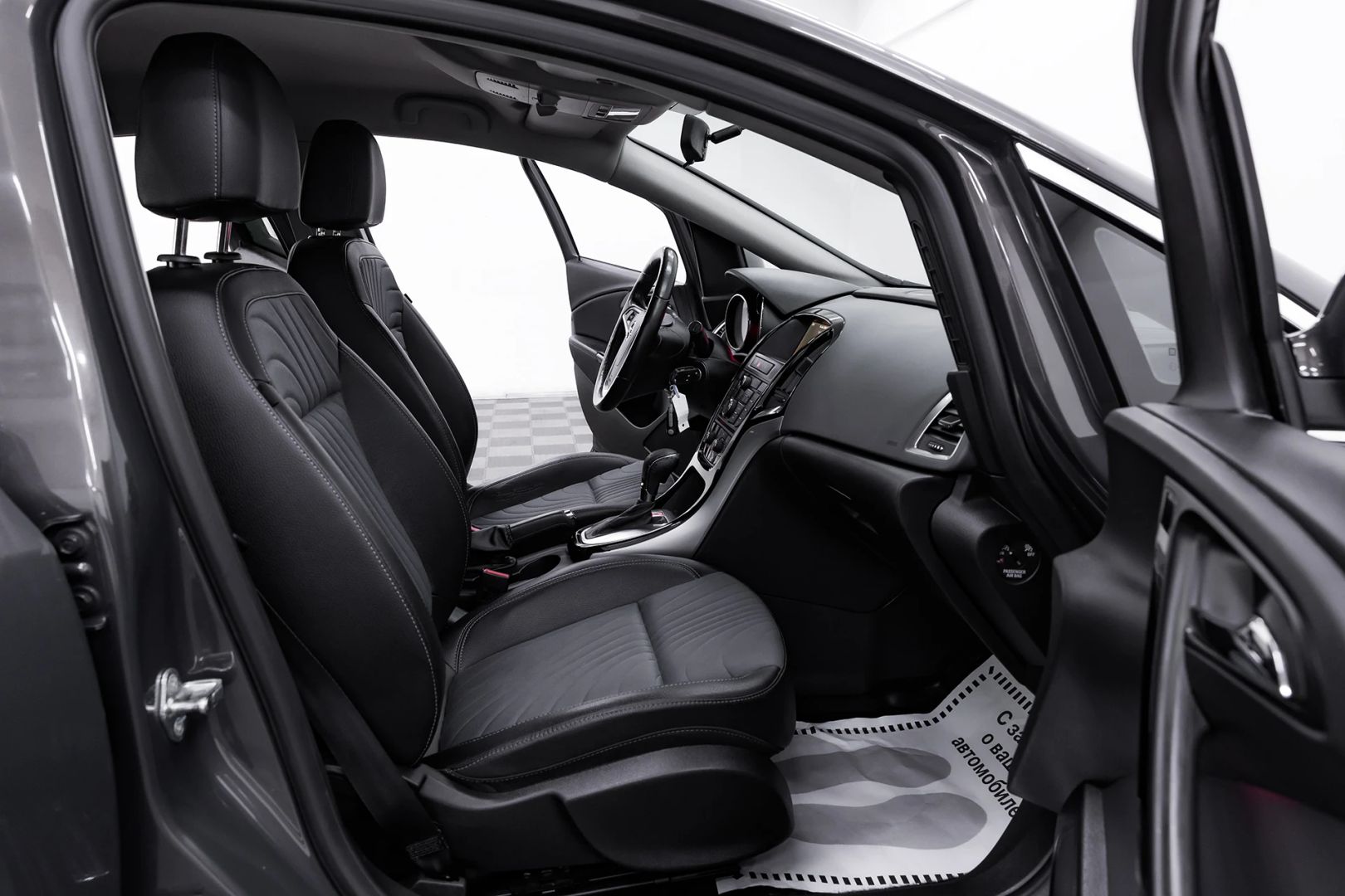 Opel Astra, J Рестайлинг, 2015 фото 11