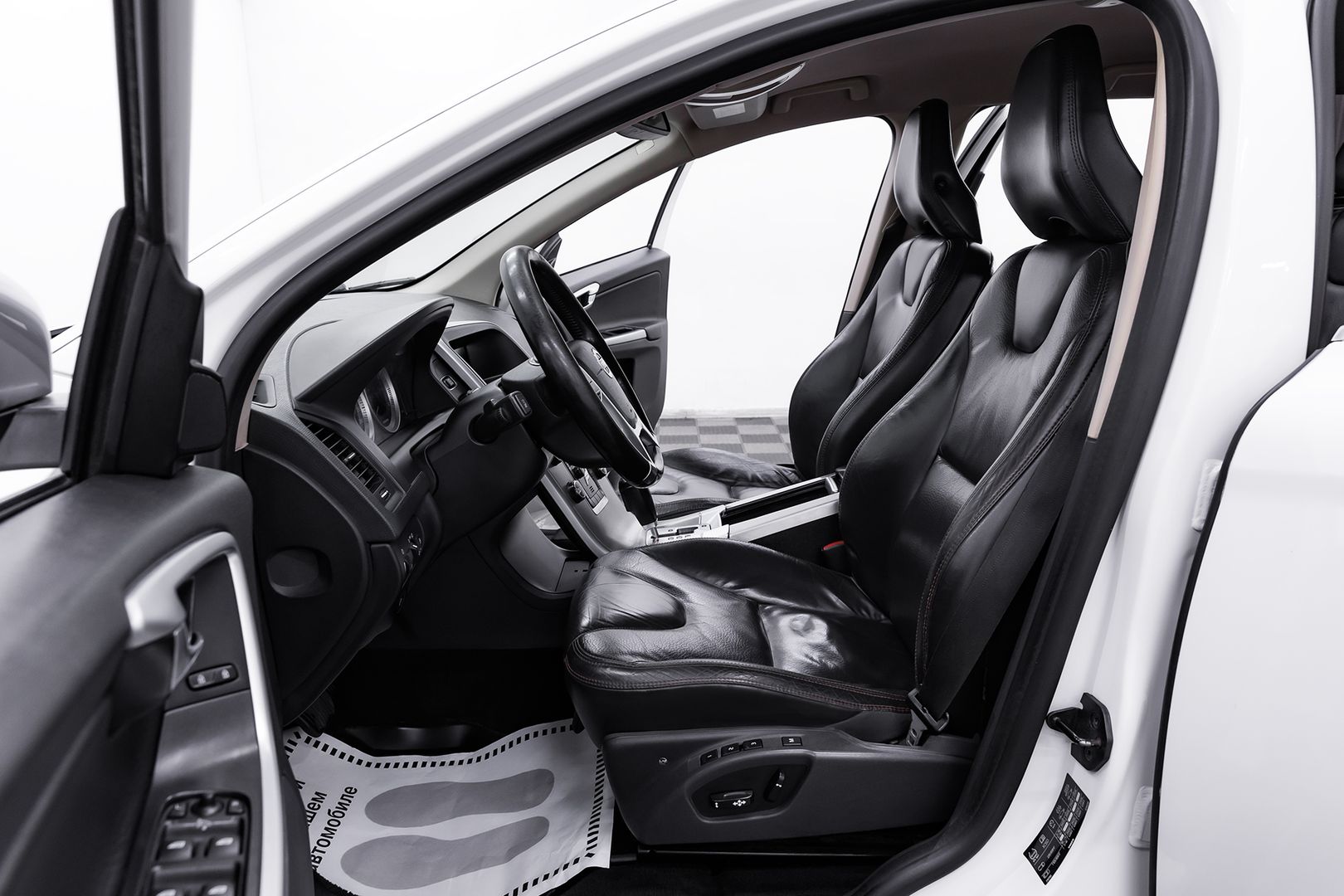 Volvo XC60, I, 2011 фото 7