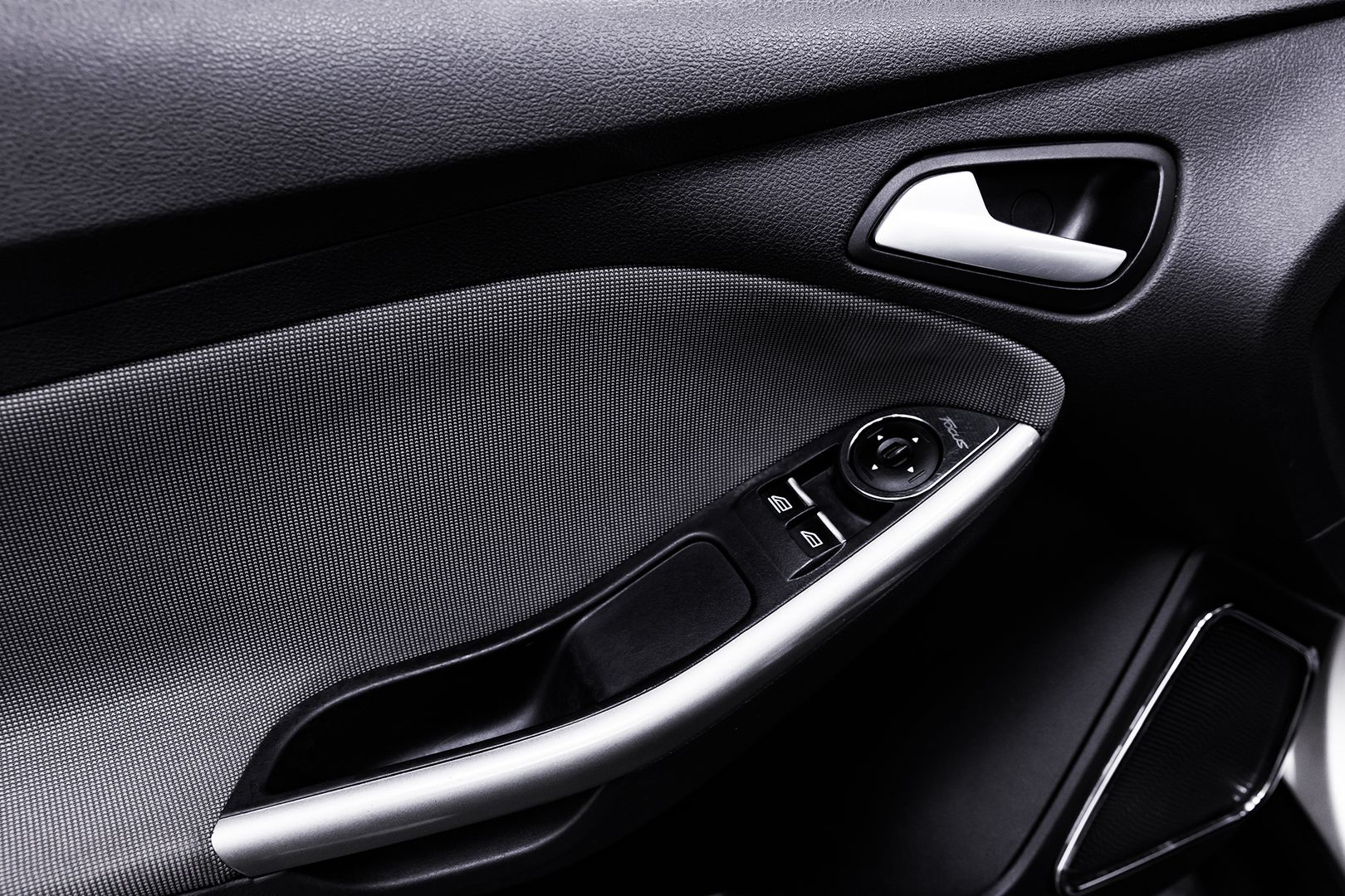 Ford Focus, III, 2011 фото 7