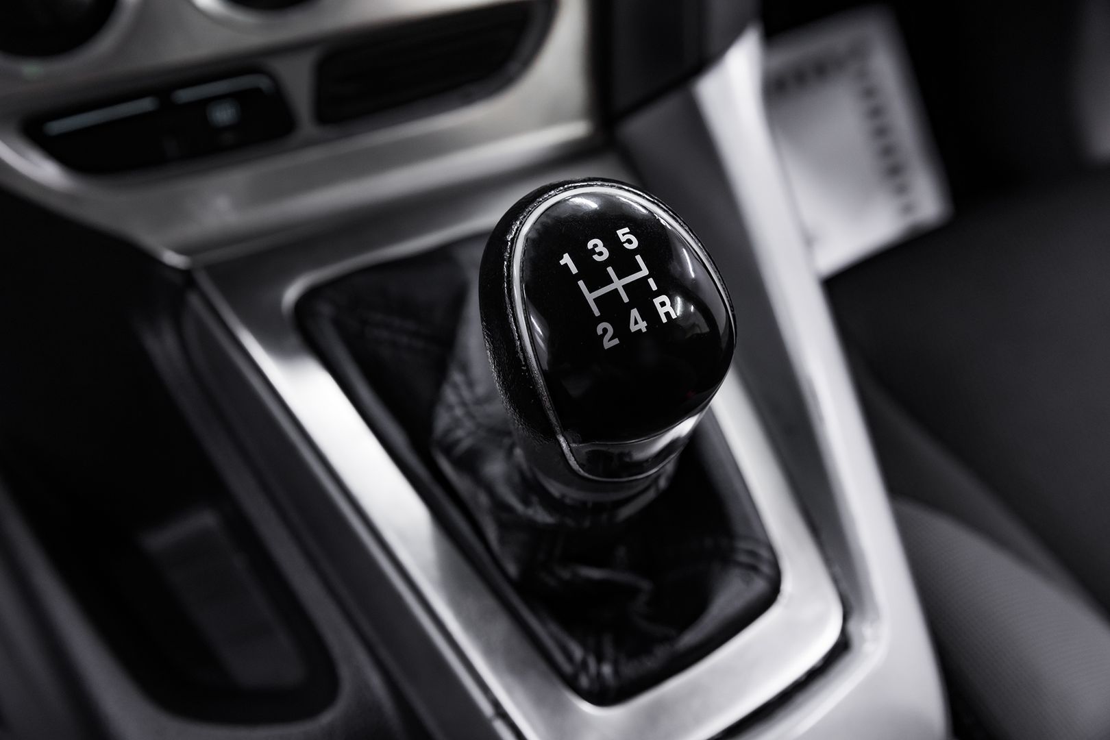 Ford Focus, III, 2011 фото 13