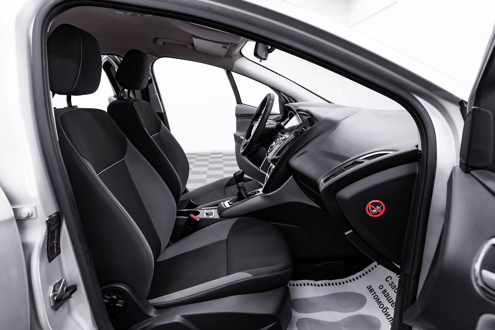 Ford Focus, III, 2011 фото 14