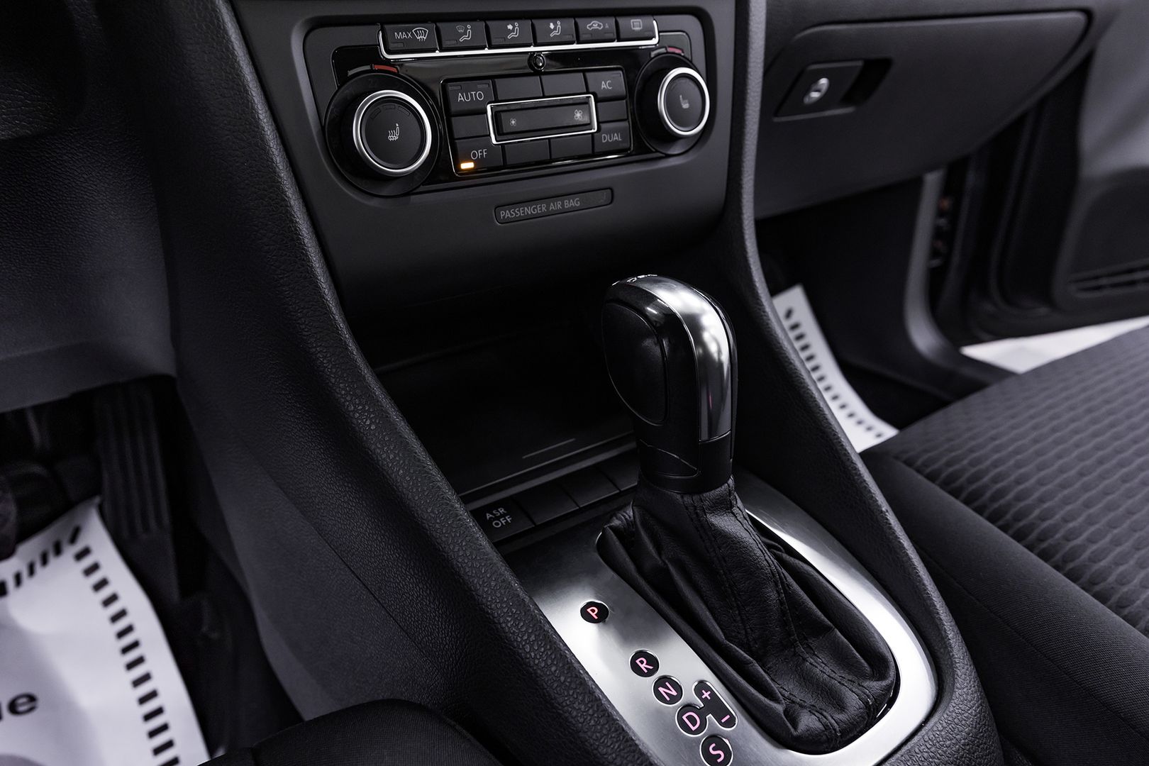 Volkswagen Golf, VI, 2011 фото 13