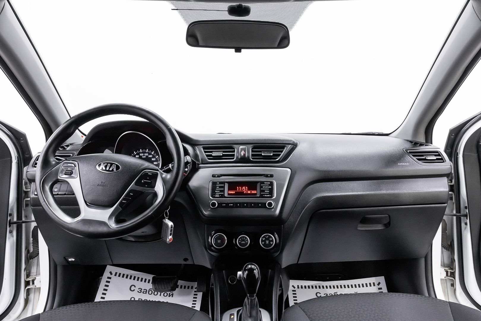 Kia Rio, III Рестайлинг, 2017 фото 8