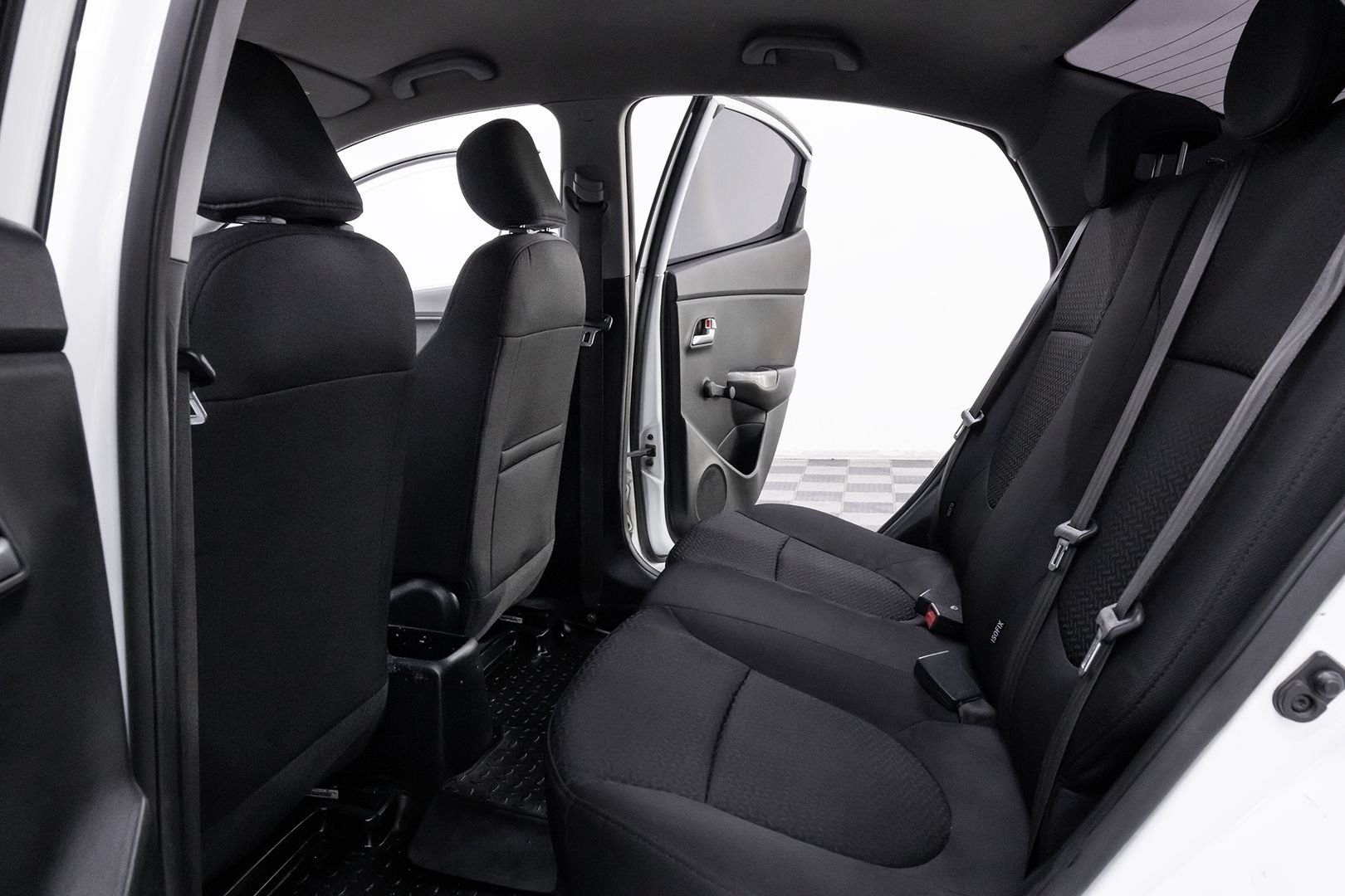 Kia Rio, III Рестайлинг, 2017 фото 15