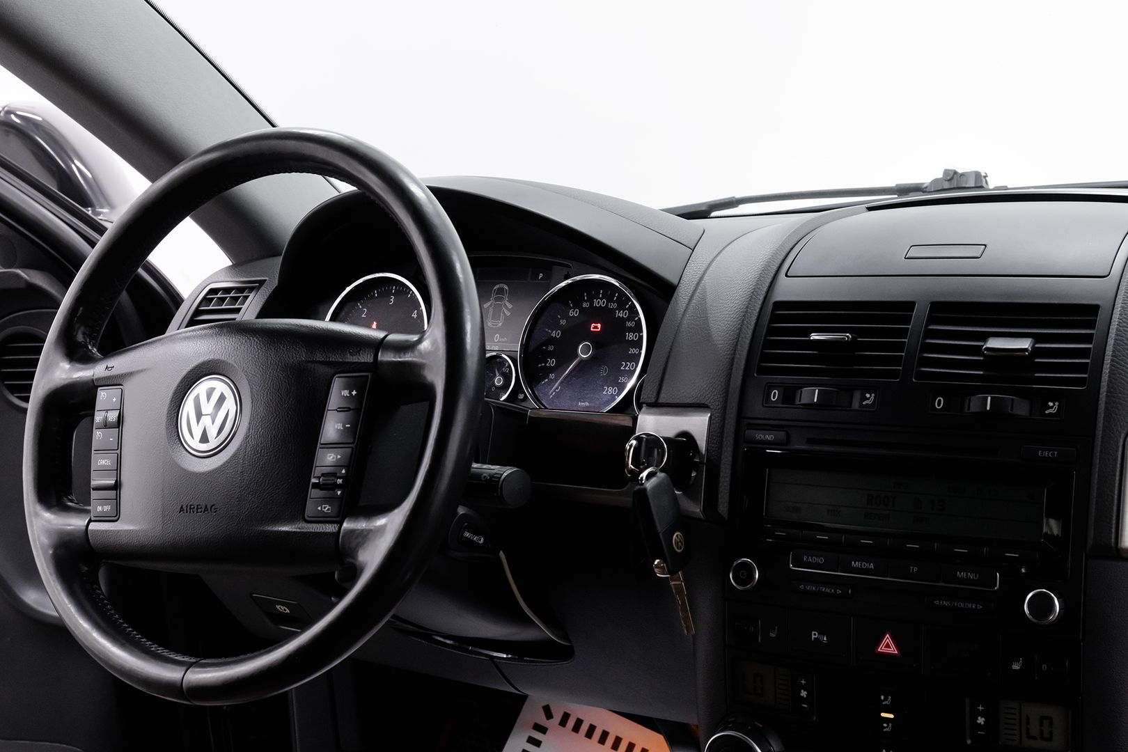 Volkswagen Touareg, I Рестайлинг, 2009 фото 11