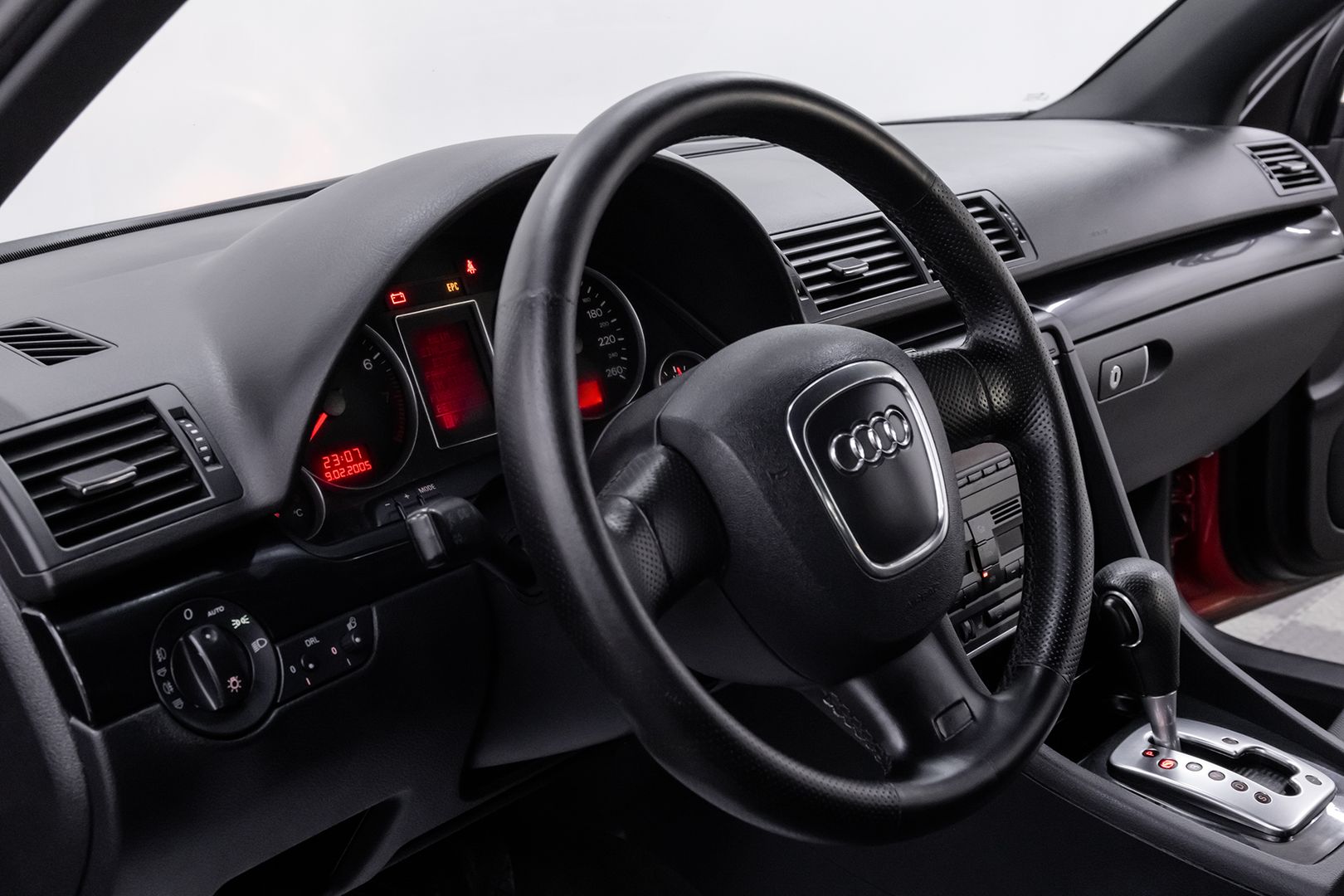 Audi A4, III (B7), 2006 фото 8