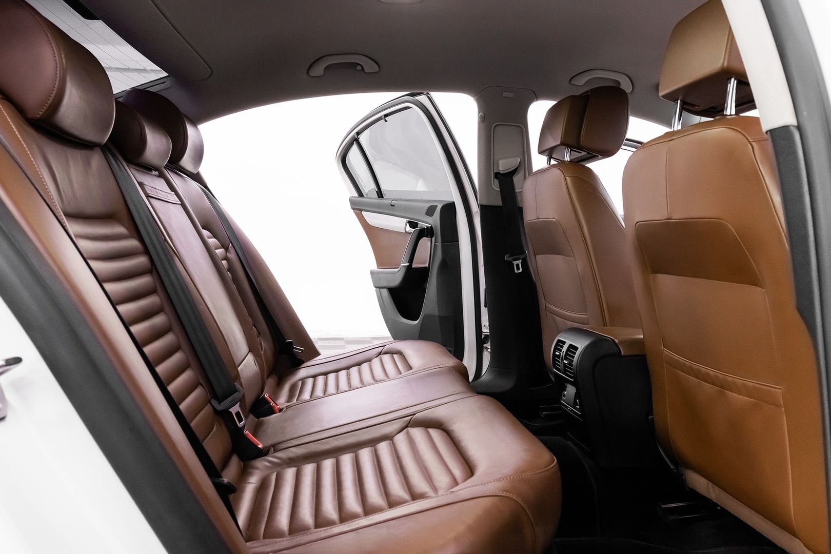 Volkswagen Passat, B7, 2012 фото 15